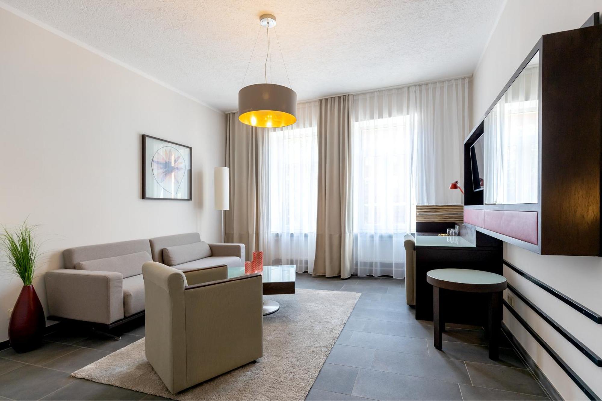 Hotel Garni " Am Domplatz" エアフルト エクステリア 写真